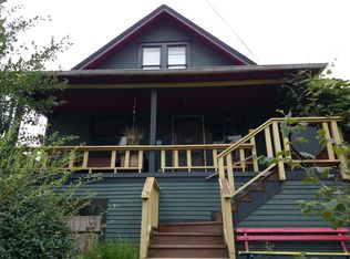 5409 1st Ave NE, Seattle, WA 98105