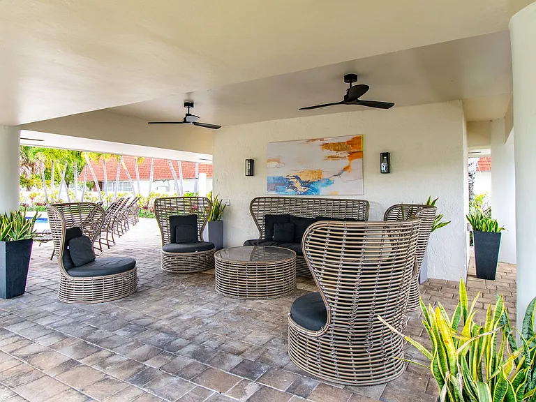 Legacy Vista Palms — Photo 13