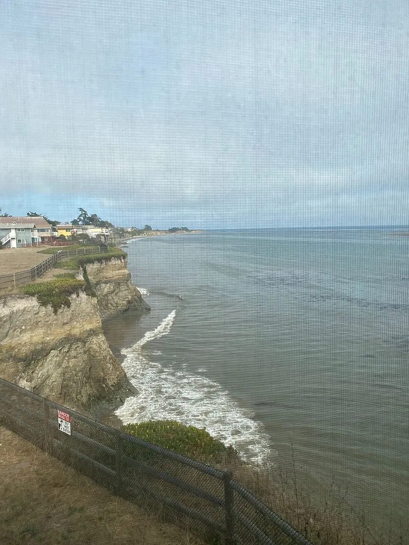 6741 Del Playa — Photo 3