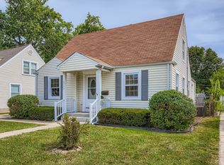 2749 Scott St, Franklin Park, IL