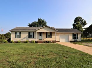 12725 Mooresville Rd, Mount Ulla, NC 28125