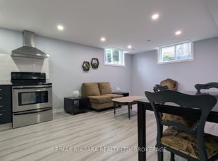 5622 Osprey Ave, Niagara Falls, ON L2H0M2