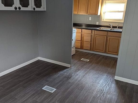 4th image of 1362 W Williams St Lot 34