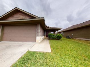 941 Crested Point Dr, College Station, TX 77845