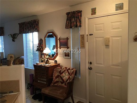 4th image of 925 Graceful Moon Ave