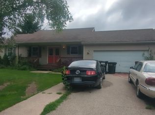 3942 N Burkhart Rd, Howell, MI 48855