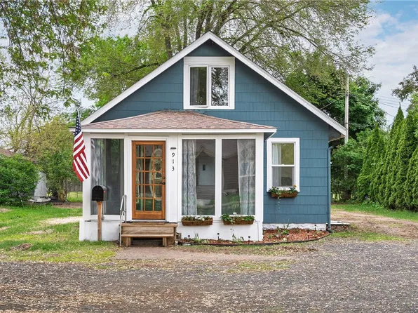 913 Cameron Trail, Eau Claire, WI 54703