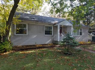 23840 Roanoke Ave, Oak Park, MI 48237