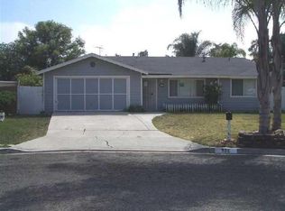 532 Cockatoo Cir, Vista, CA 92083