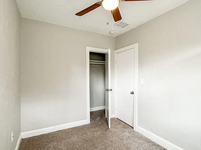 319 NW 16th Ave — Photo 112