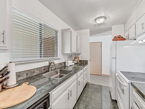 3rd image of 225 2nd St E APT 22