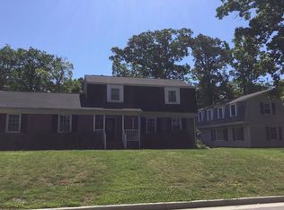 212 Stratford Dr, Colonial Heights, VA 23834