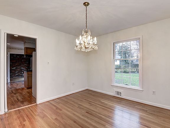 5th image of 8719 Eugene Pl