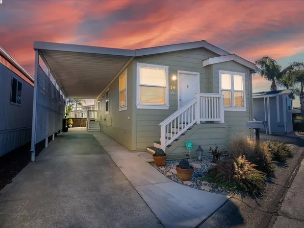 19 Otsego St, Oakley, CA 94561