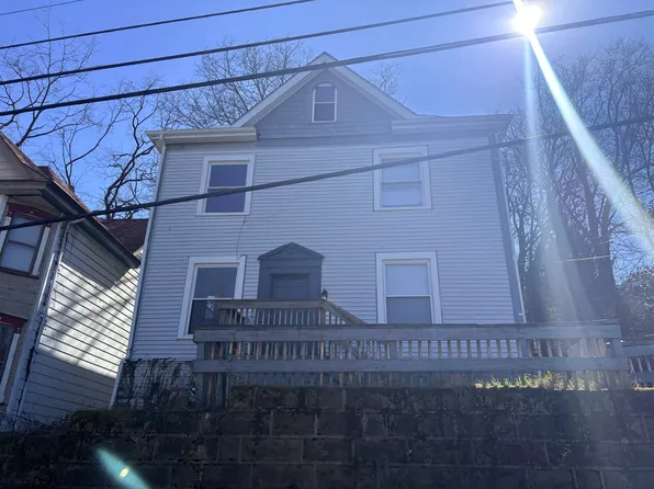 208 Logan Ave #C, Morgantown, WV 26501