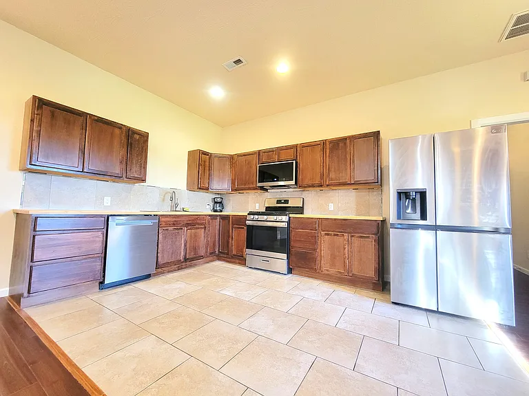 852 State Highway K #B — Photo 7