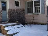 512 S Victor St photo 1