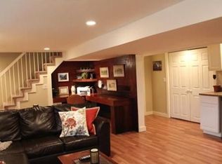 52 Miller St, Norfolk, MA 02056