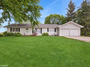 43W888 Hughes Rd, Elburn, IL 60119