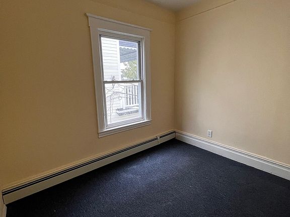 3rd image of 1-684 E 237th St #1
