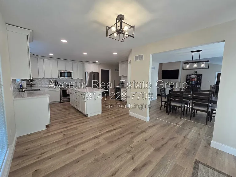 956 Briar Green Ct — Photo 9