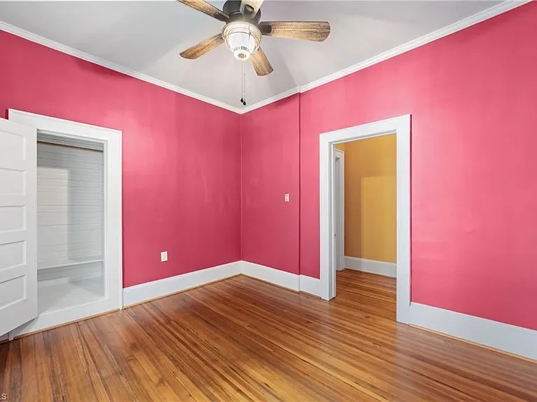2083 Elizabeth Ave — Photo 15