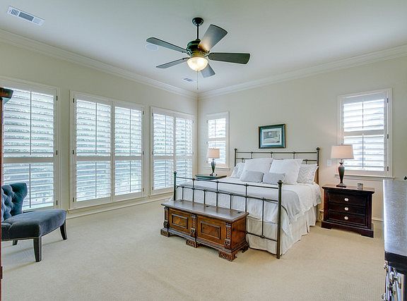 3rd image of 2105 Cosmos Way