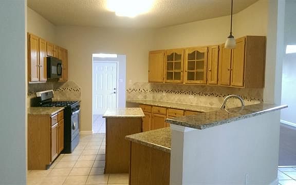 5th image of 3332 Cool Springs Cir