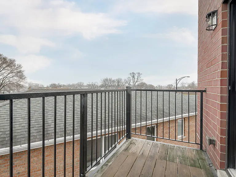 5979 N Elston Ave #3 — Photo 20