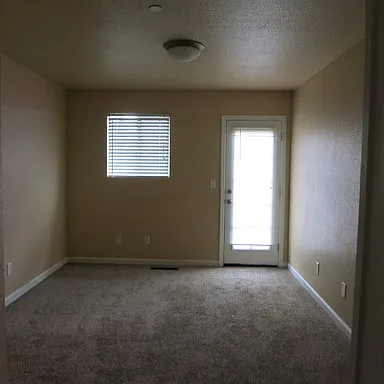 140 Curry Dr — Photo 9