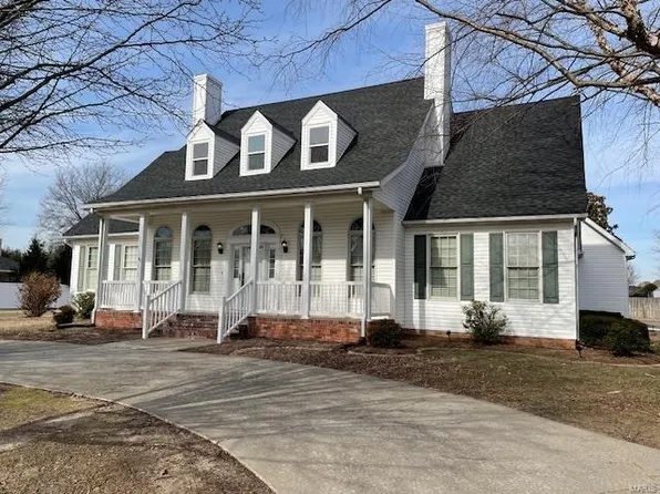 612 Tanglewood Ave, Sikeston, MO 63801