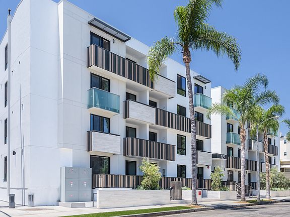 Building Exterior of Kings on Third