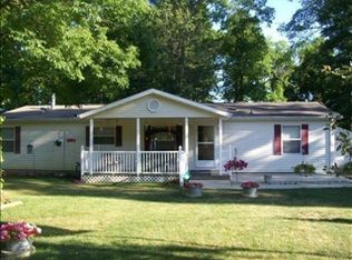 5616 Smith Rd, Houston, OH 45333