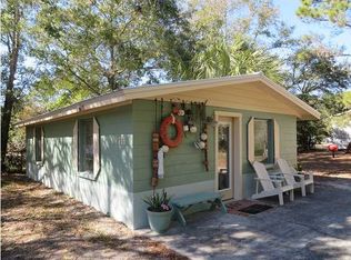 716 Three Rivers Rd, Carrabelle, FL 32322