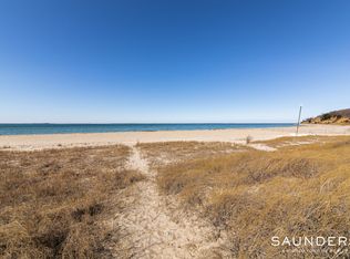 8 Gallatin Ln, East Hampton, NY 11937