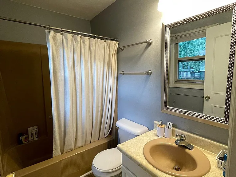 2111 Tamarack Ct — Photo 20