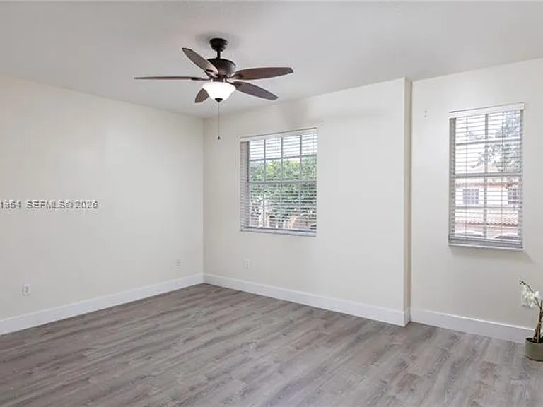 12722 SW 49th Ct #Townhouse 12722 — Photo 13