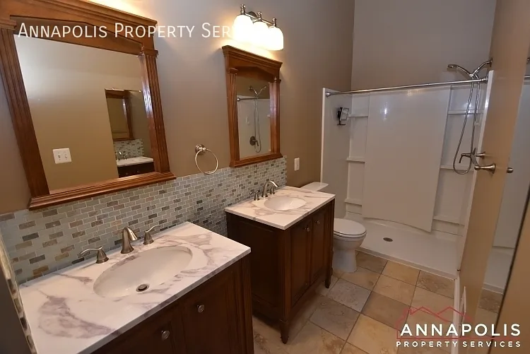 37 Harbour Heights Dr — Photo 16