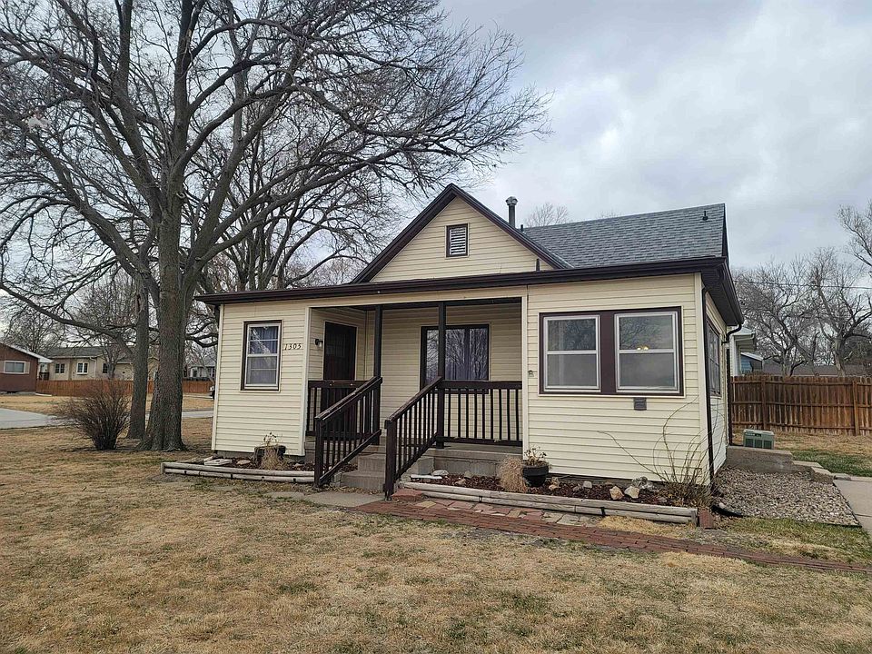 1st image of 1305 D Ave