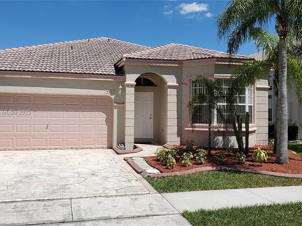 1st image of 1547 NW 159th Ln