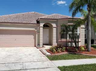 1547 NW 159th Ln, Pembroke Pines, FL 33028