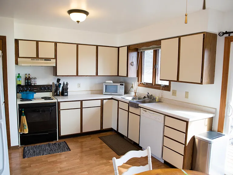 1317 S Thompson Dr — Photo 13