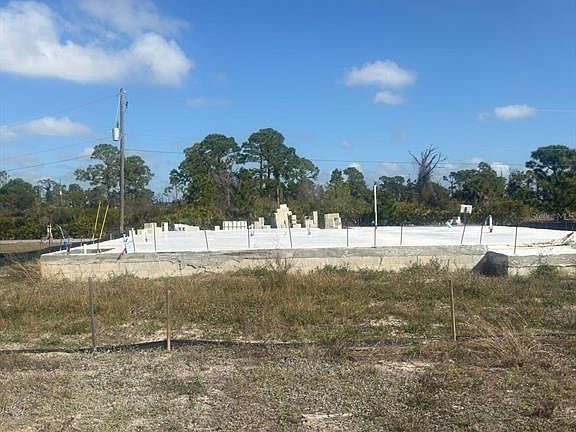 3rd image of 3 Taffrail Ln #102