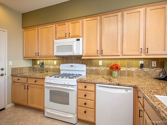 5th image of 1217 Highbluff Ave