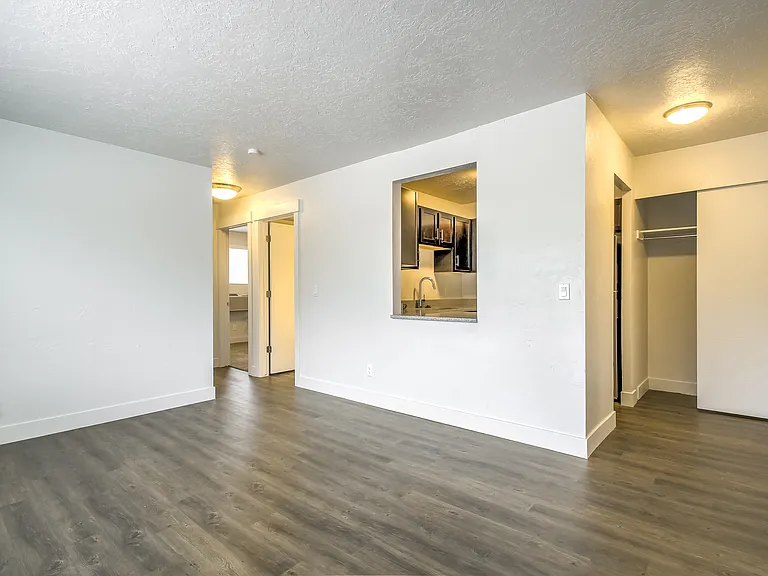 Windsor Salt Lake City Apartments — Photo 7