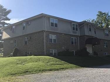 3rd image of 1250 North St APT 1