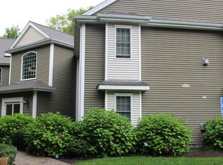 215 Longmeadow Rd UNIT 204, Taunton, MA 02780