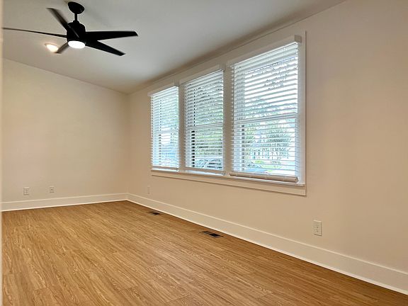 4th image of 179 New Beach Rd