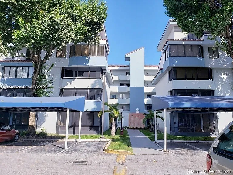 8255 SW 152nd Ave #E112 — Photo 2