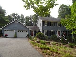 2nd image of 330 Willow Creek Rd